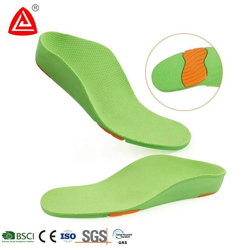 Semelles pour pieds plats pour enfants : confort et santé